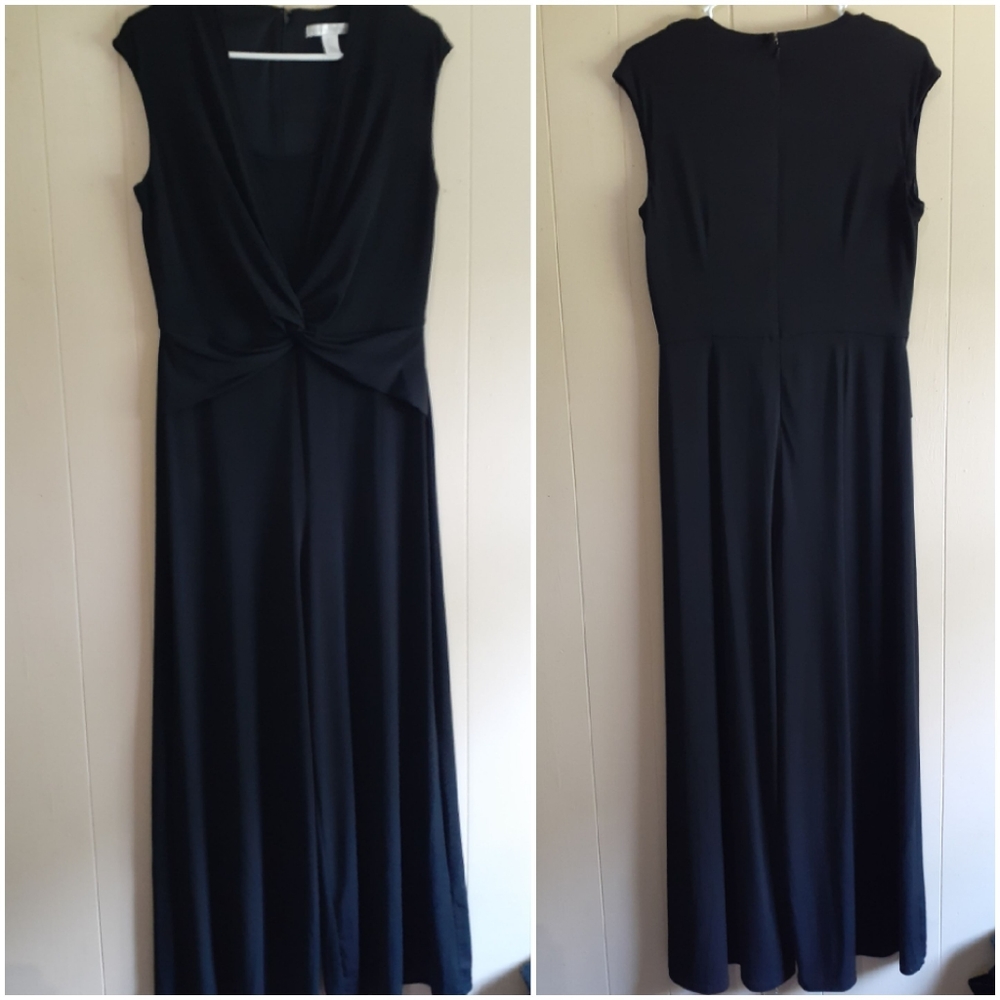 London Times black jumpsuit v neck knotted design